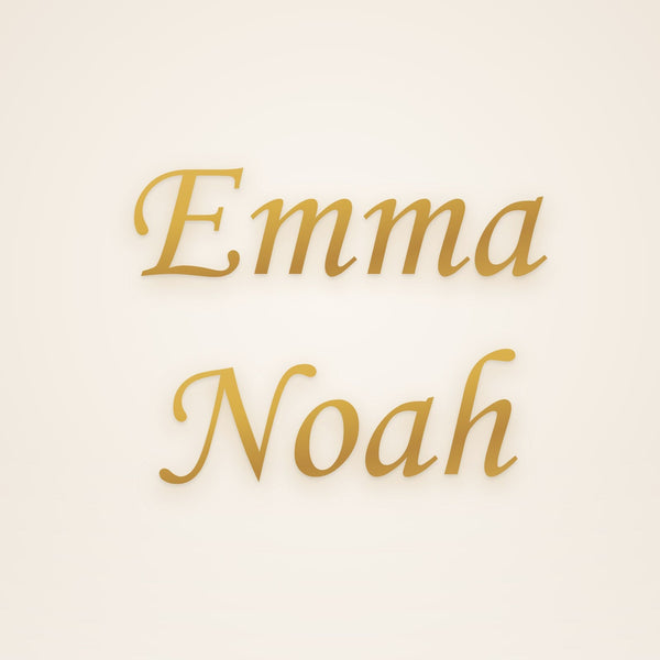Custom Multiple Name Bracelet in gold, rendered preview
